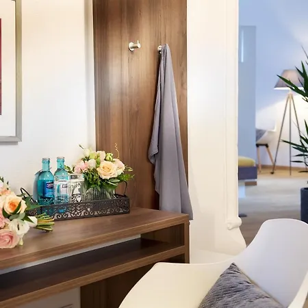 Hotel Jufa – Festung Rosenberg 3*